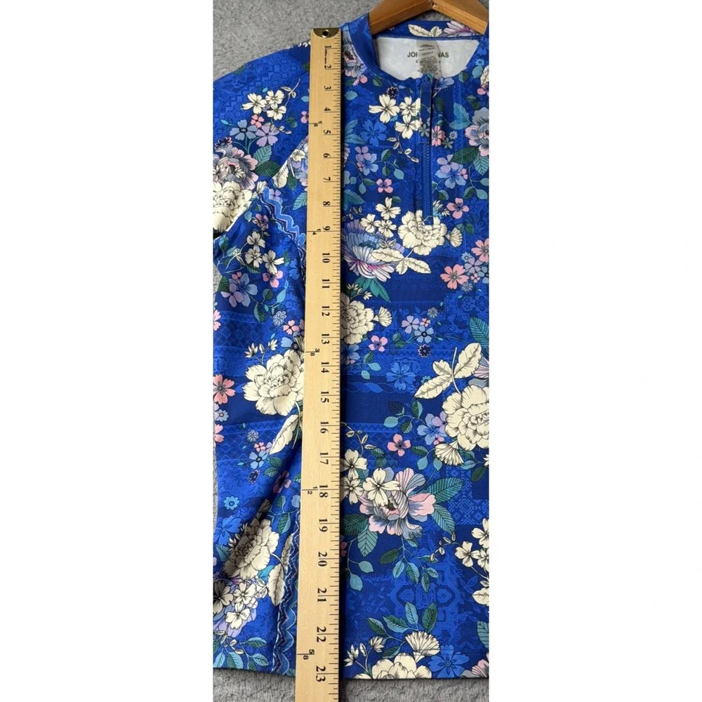 Johnny Was Rash Guard Top Womens Medium Blue Floral Surf Shirt Swim Johnny Was